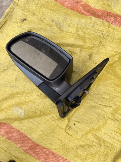 Боковинка Hyundai Tucson 2012-2016 — миниатюра 2