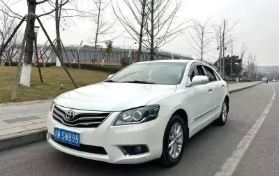 Toyota Camry, 2014