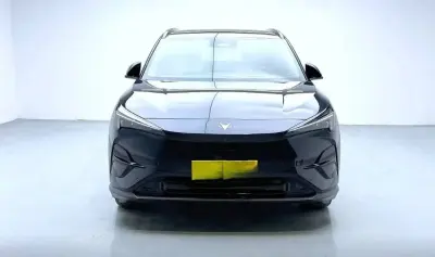 Arcfox Alpha T5, 2025