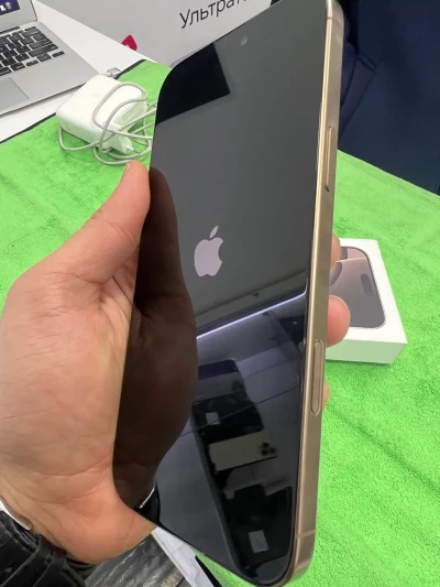 Apple iPhone 16 Pro Max, 512 gb, Desert Titanium — миниатюра 4