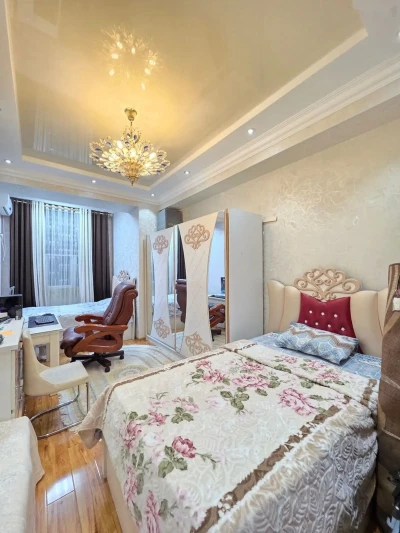 3-комн. квартира, 9 этаж, 130 м², И. Сомони — миниатюра 3