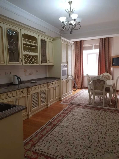 3-комн. квартира, 8 этаж, 121м², Шохмансур