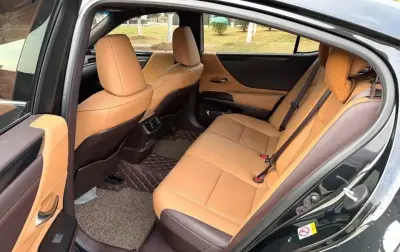 Lexus ES series, 2018
