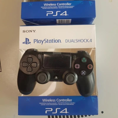 Джойстик от Sony PS4