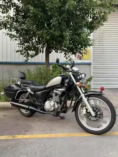 Мотоцикл Suzuki — миниатюра 3