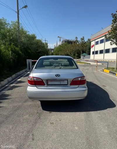 Nissan Maxima, 2004
