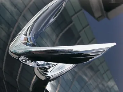 Значок от Hyundai Equus — миниатюра 1