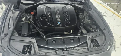 Крышка мотора от BMW F10