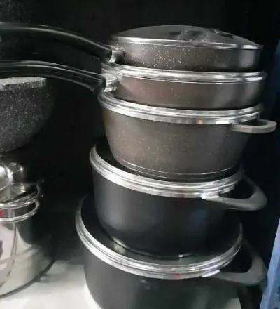 Комплект кастрюль