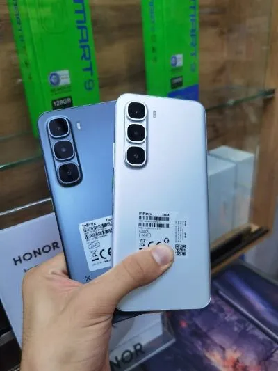 Infinix Hot 60 pro + 16/256Gb titanium