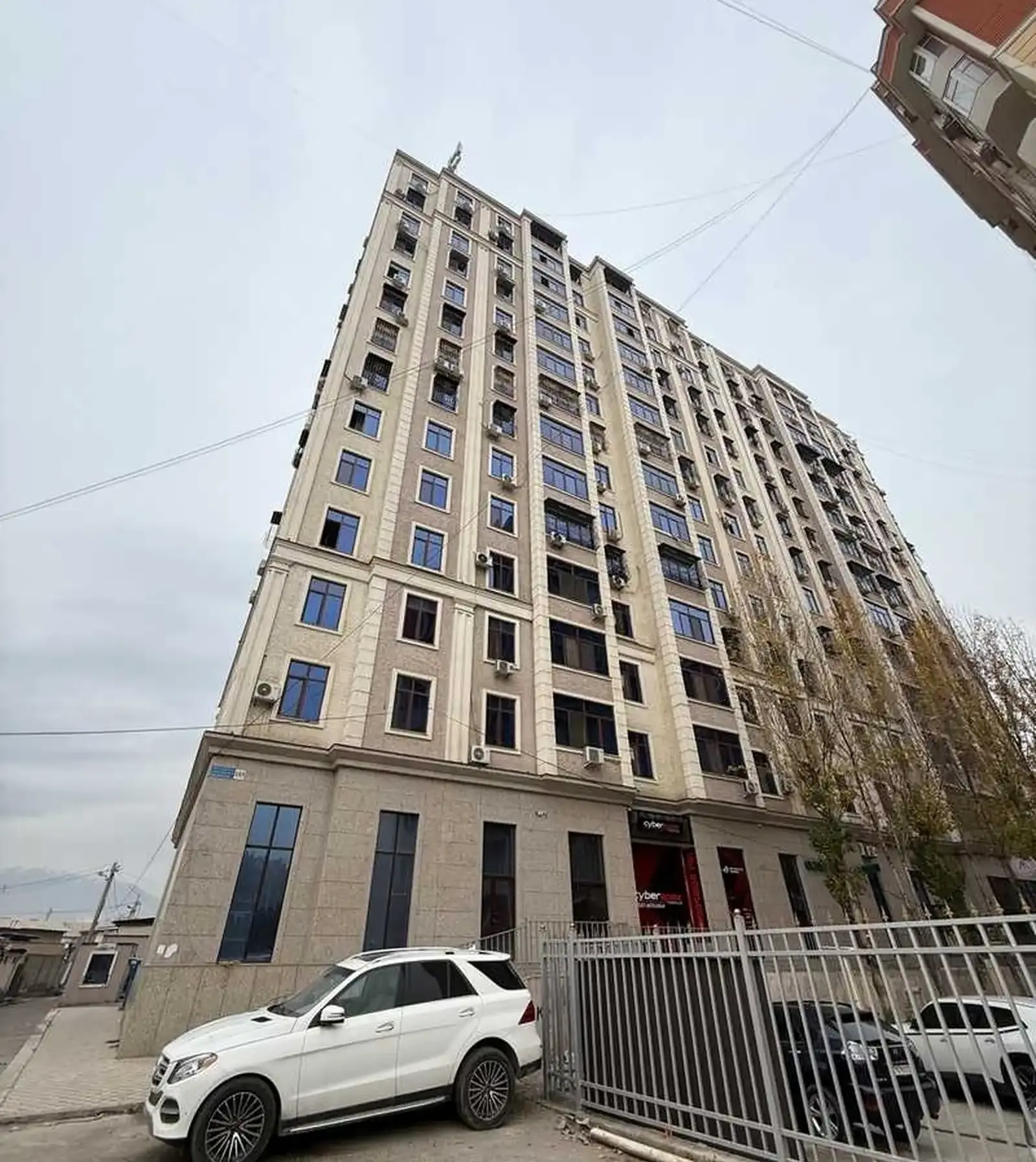 2-комн. квартира, 11 этаж, 60м², Кароболо