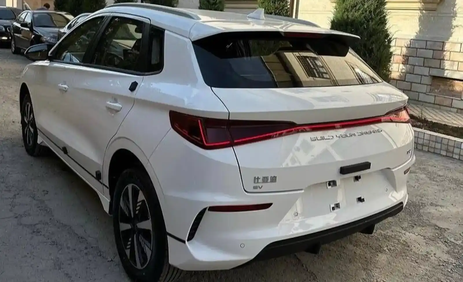 BYD E2,