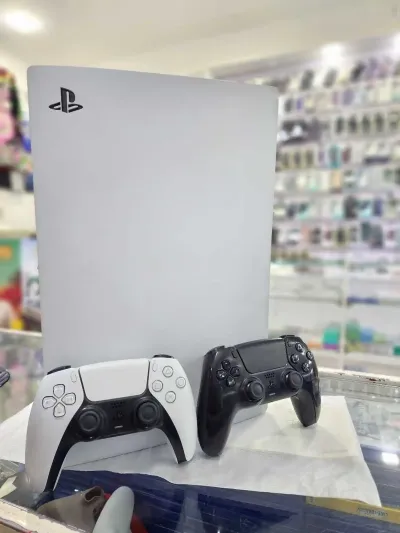 Игровая приставка Sony Playstation 5