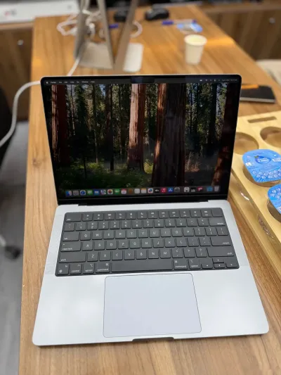 Ноутбук MacBook Pro 14 M1 Pro 2021 — миниатюра 2