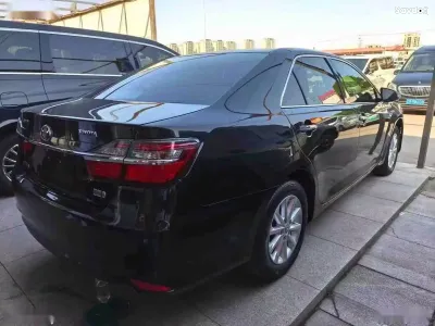 Toyota Camry, 2016