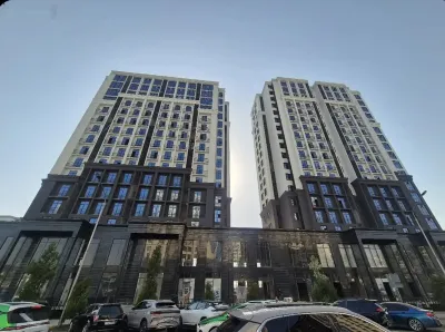 3-комн. квартира, 9 этаж, 107 м², И Сомони — миниатюра 1