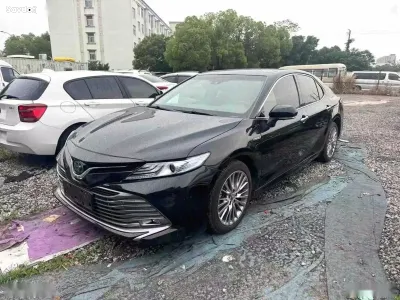 Toyota Camry, 2018