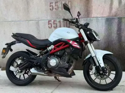 Мотоцикл Benelli — миниатюра 4