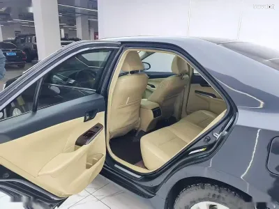 Toyota Camry, 2016