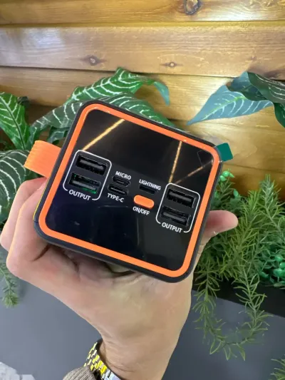 Внешний аккумулятор с фонарикам Powerbank Mars 50000 mah — миниатюра 3