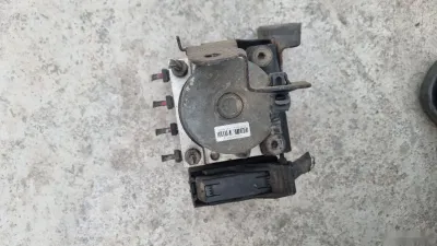 Блок ABS на Kia K5 2012 589202T500 — миниатюра 2