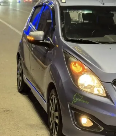 Боковинка Chevrolet Spark поворотникдор 2014 — миниатюра 1