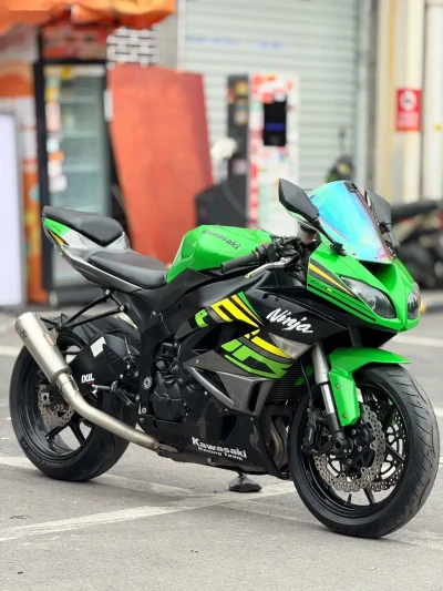 Мотоцикл Kawasaki ninja 1000