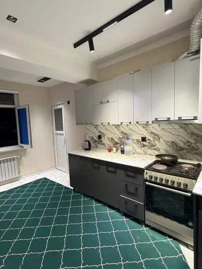 Комната в 1-комн. квартире, 12 этаж, 65м², фирдавси — миниатюра 3