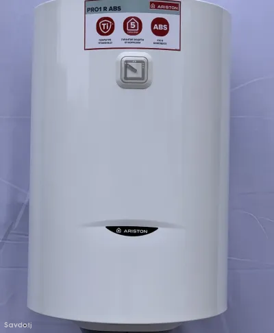 Водонагреватель Ariston 80л