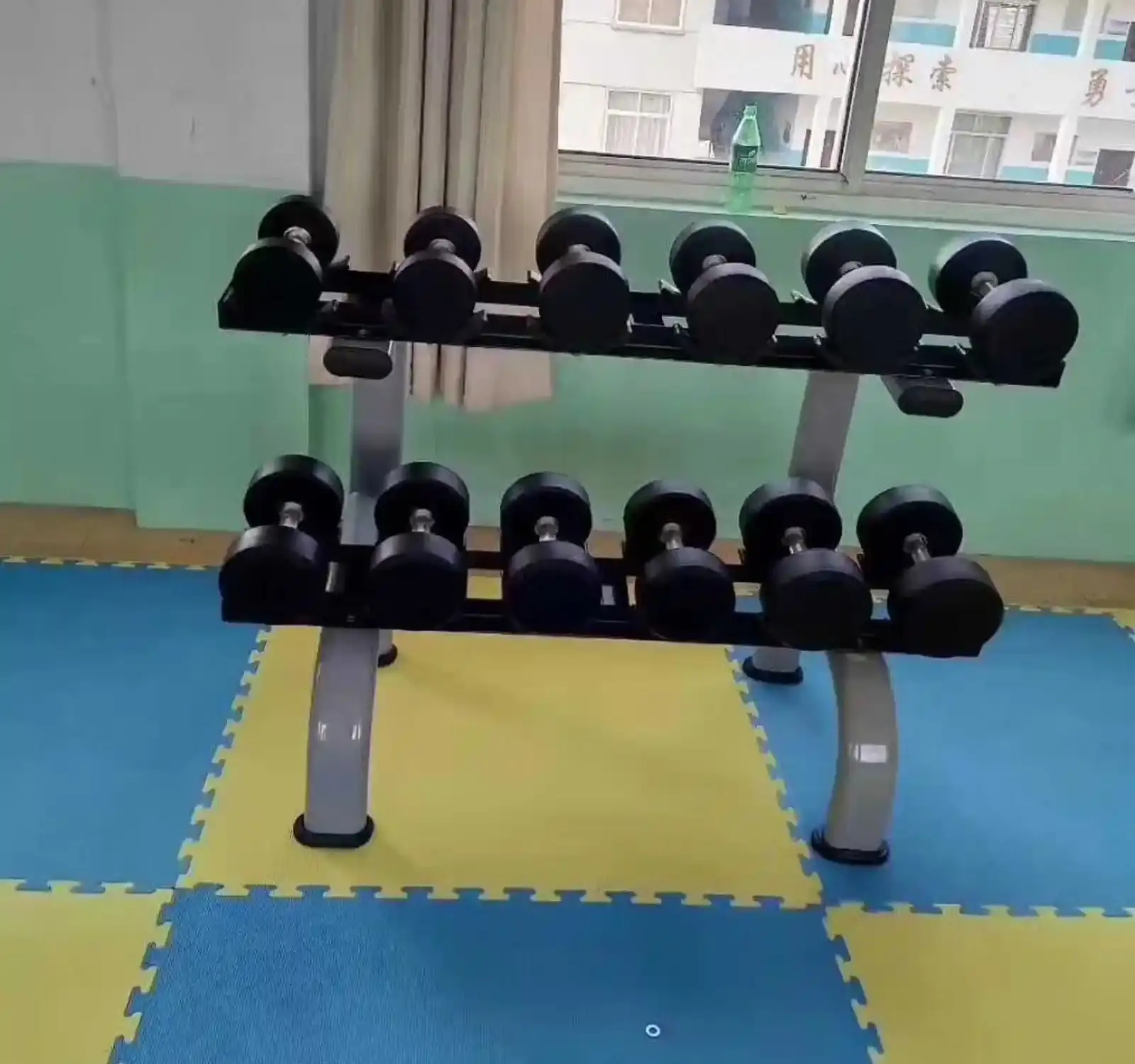 Подставка для гантелей