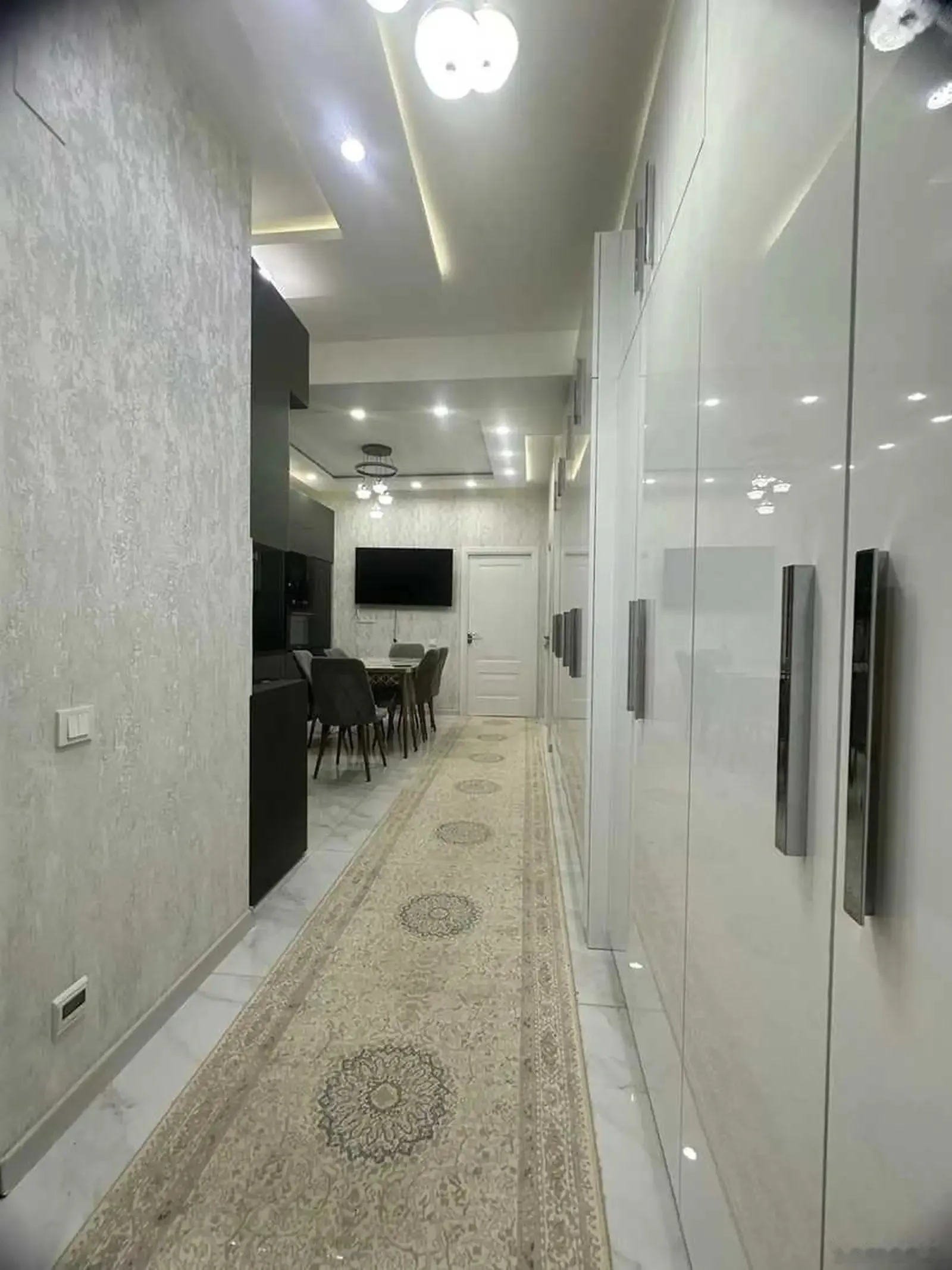 3-комн. квартира, 10 этаж, 80м², повороти аэрапорт