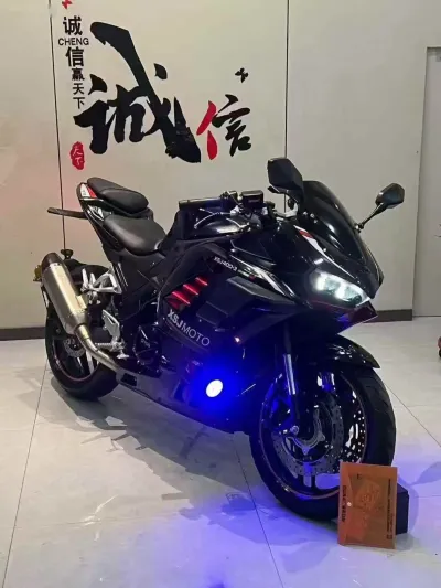Мотоцикл Ducati — миниатюра 1
