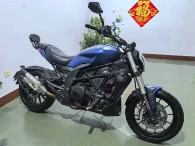 Мотоцикл Ducati — миниатюра 5
