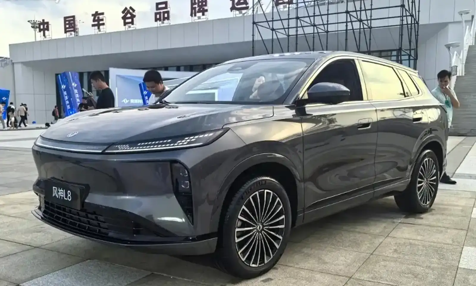Dongfeng L8,