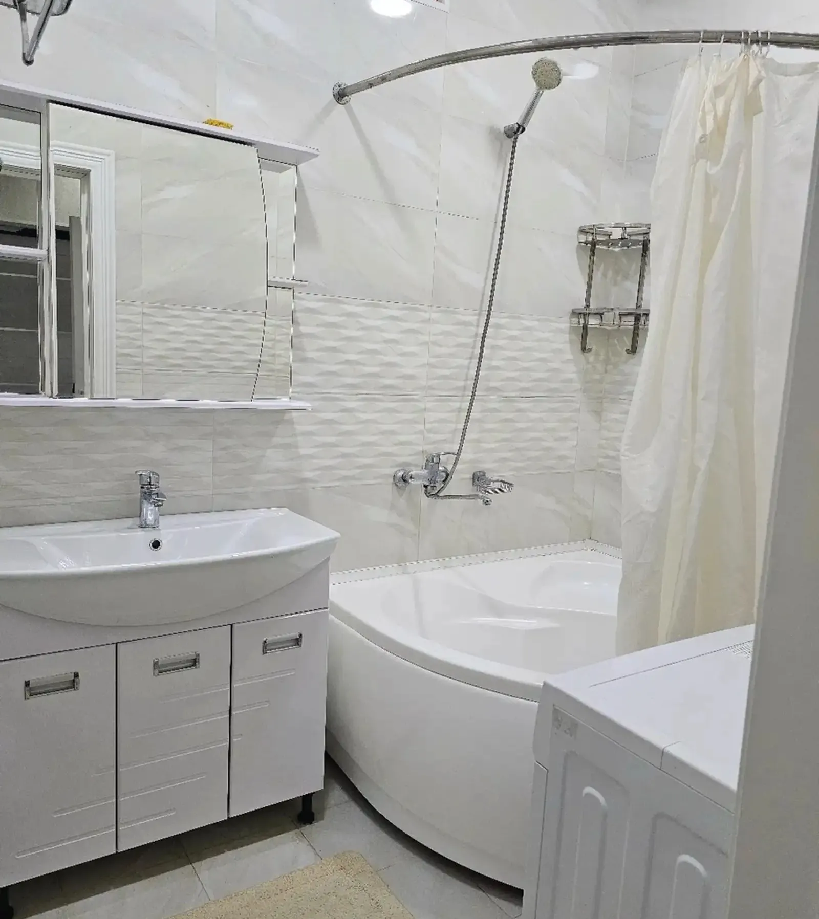 2-комн. квартира, 4 этаж, 80м², Ватан Центр