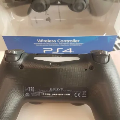 Джойстик от Sony PS4 — миниатюра 4