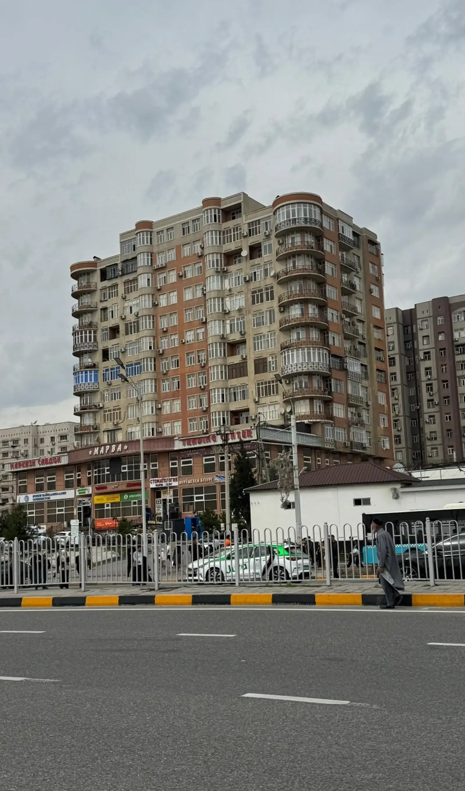 2-комн. квартира, 4 этаж, 108 м², Сино 102-мкр дом Марва