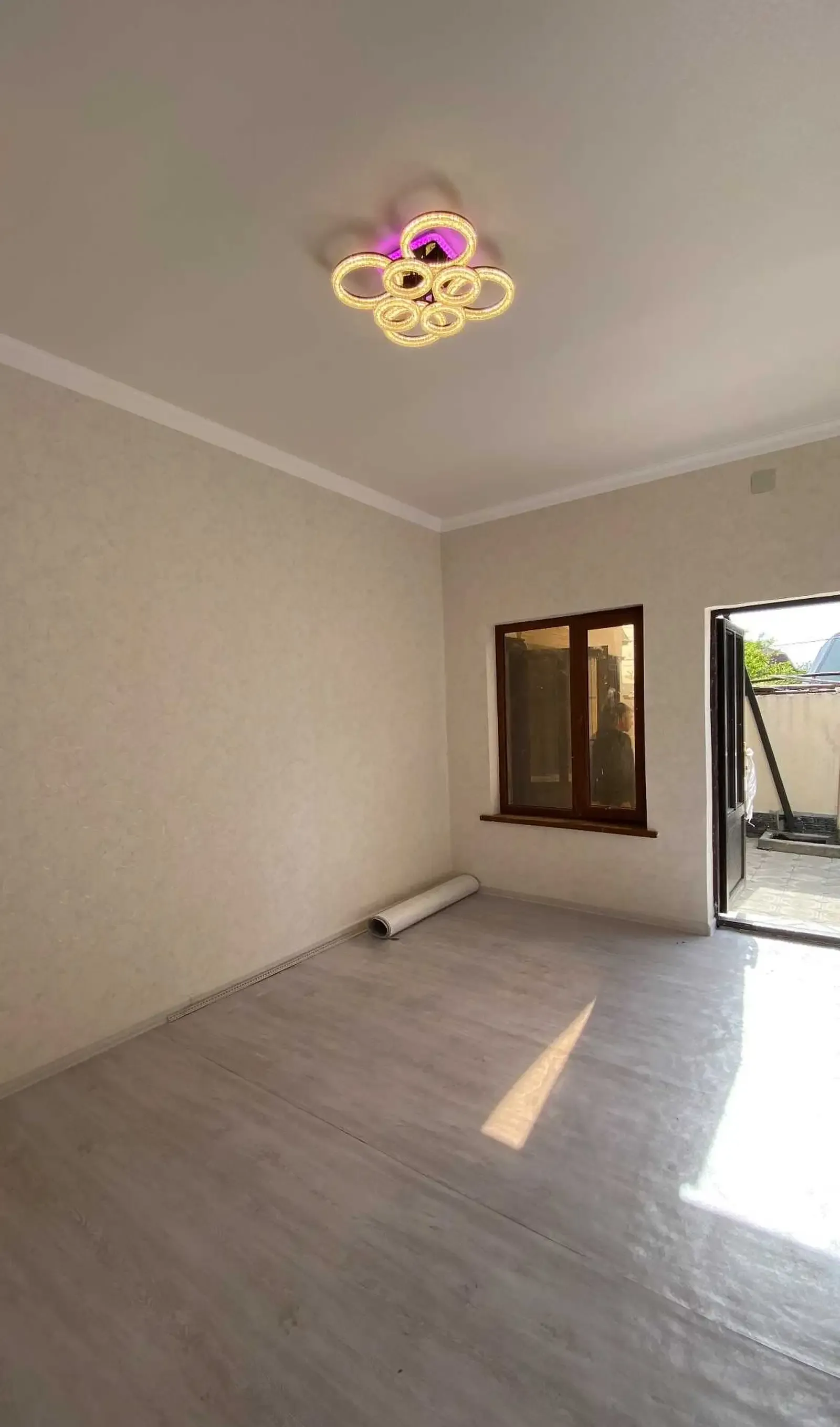 3-комн. квартира, 1 этаж, 65 м², Сино