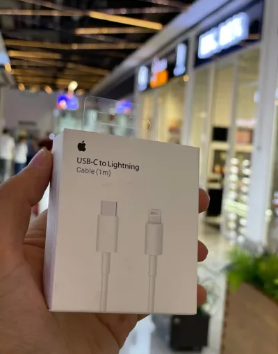 Кабель Apple USB Type-C - Lightning 1m