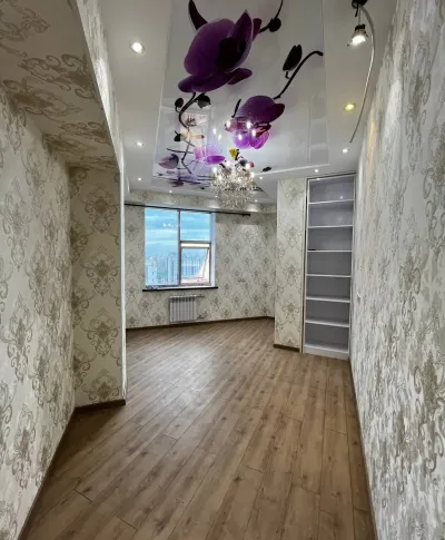 3-комн. квартира, 18 этаж, 107 м², Шохмансур