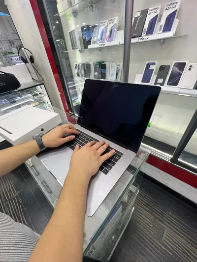 Ноутбук apple macbook pro 2018