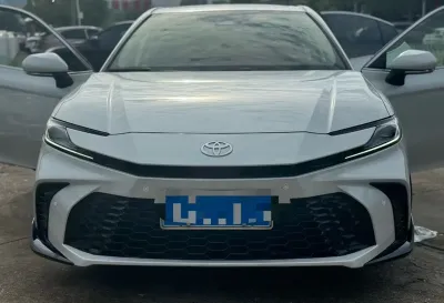 Toyota Camry, 2025