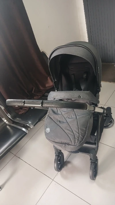 Коляска прогулочная — миниатюра 4
