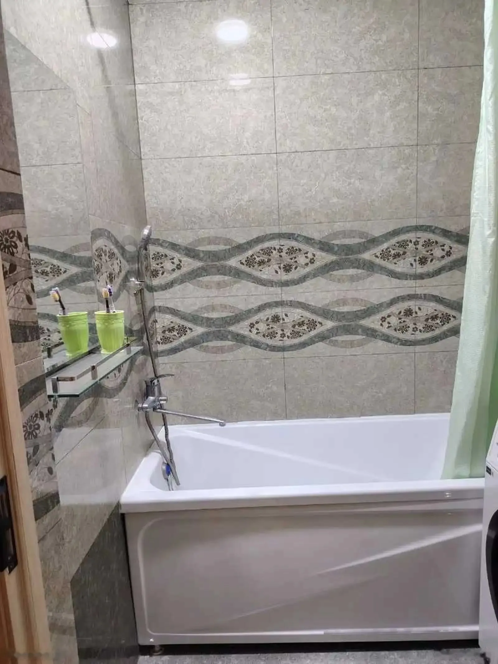 2-комн. квартира, 9 этаж, 72м², Профсоюз