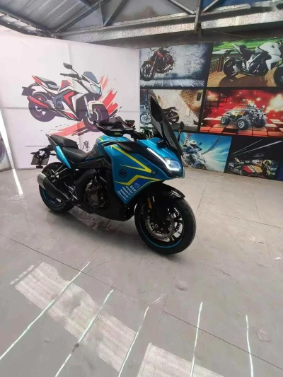 Мотоцикл CFmoto 400 cc на заказ — миниатюра 2