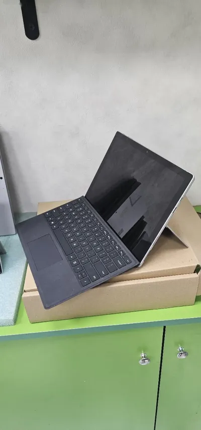 Ноутбук Microsoft Pro 7 plus i5 11th — миниатюра 2