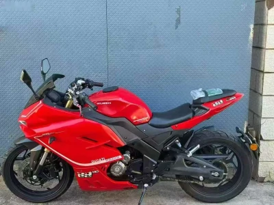 Мотоцикл Ducati 400 на заказ — миниатюра 2