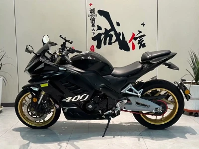 Мотоцикл Dugati 400 cc — миниатюра 3