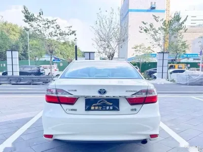 Toyota Camry, 2016