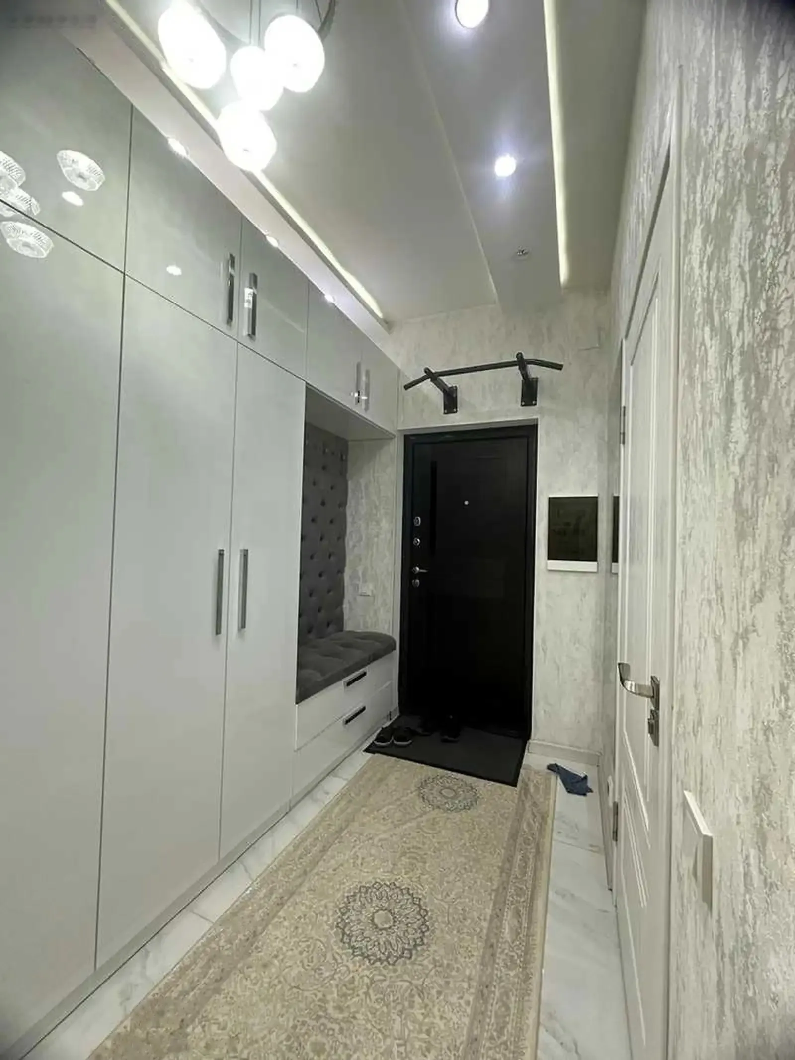 3-комн. квартира, 10 этаж, 80м², повороти аэрапорт